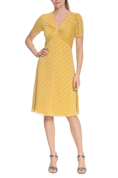 London Times T6337m Short A Line Knee Length Cocktail Dress In Yellow