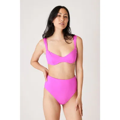 Londre Bodywear The High-waisted Scrunch Bottoms In Pink