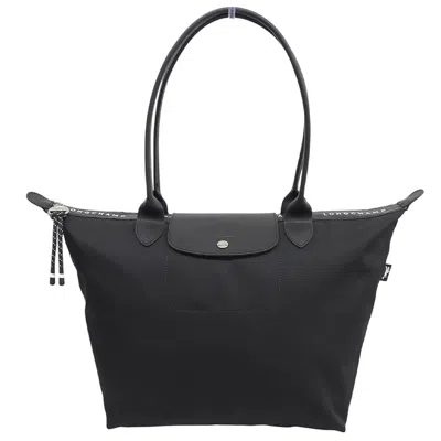 Pre-owned Longchamp Black Nylon Handbag Shoulder Bag ()