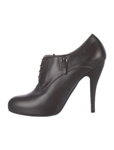 Pre-owned Longchamp Leather Pumps In Gray