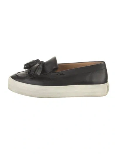 Pre-owned Longchamp Leather Tassel Accents Loafer Sneakers In Black/white