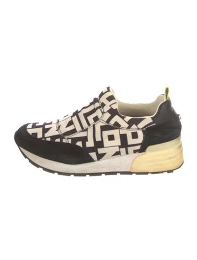 Pre-owned Longchamp Neoprene Printed Sneakers In Neutral