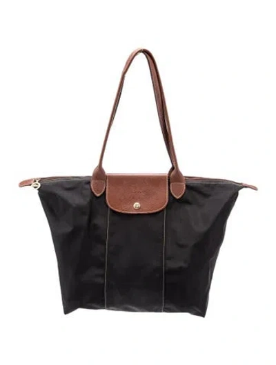 Pre-owned Longchamp Nylon Shoulder Bag In Black