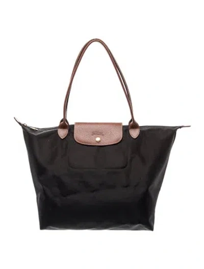 Pre-owned Longchamp Nylon Shoulder Bag In Black