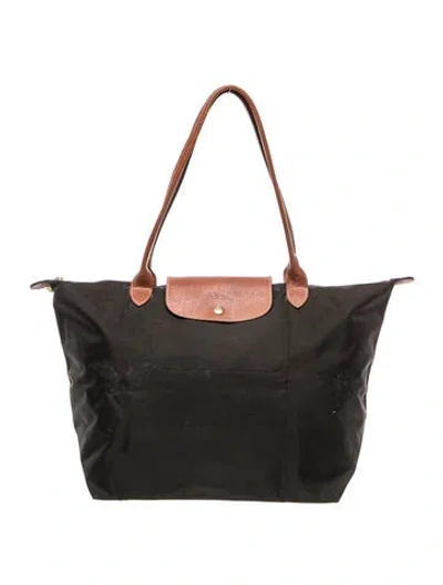 Pre-owned Longchamp Nylon Shoulder Bag In Black
