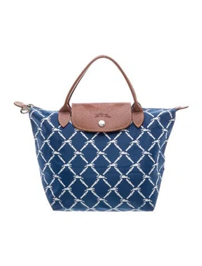 Pre-owned Longchamp Nylon Shoulder Bag In Blue
