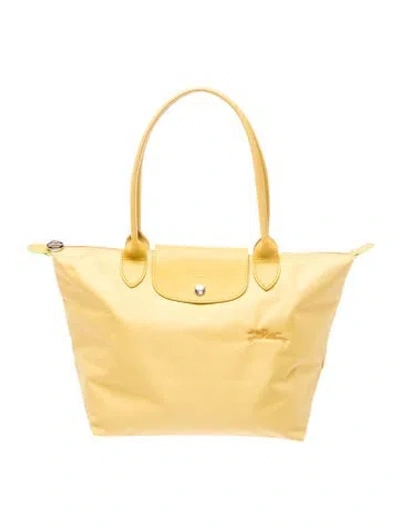 Pre-owned Longchamp Nylon Shoulder Bag In Yellow