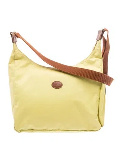 Pre-owned Longchamp Nylon Shoulder Bag In Yellow