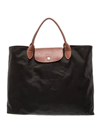 Pre-owned Longchamp Nylon Top Handle Bag In Black