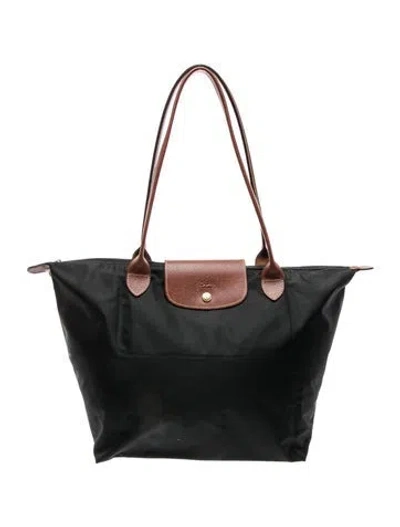 Pre-owned Longchamp Nylon Tote In Black