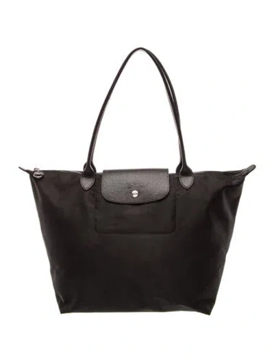 Pre-owned Longchamp Nylon Tote In Black