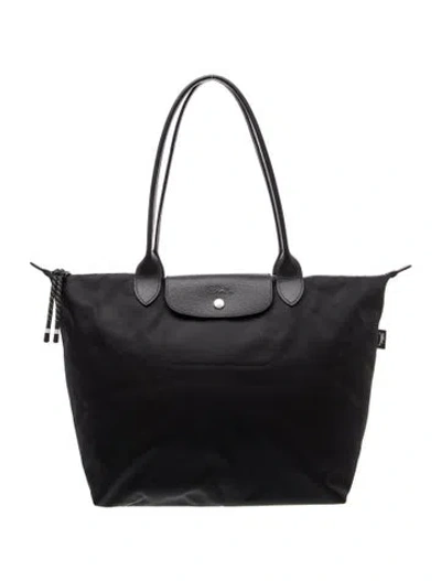 Pre-owned Longchamp Nylon Tote In Black