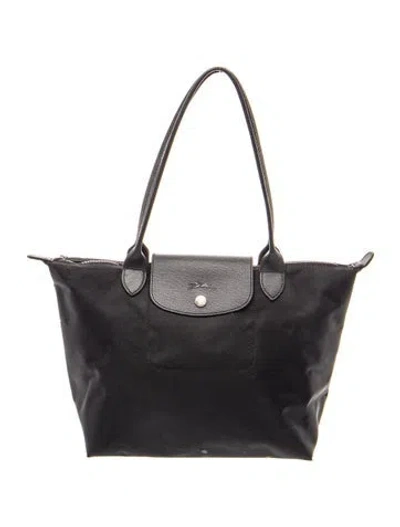 Pre-owned Longchamp Nylon Tote In Black