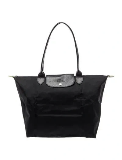Pre-owned Longchamp Nylon Tote In Black