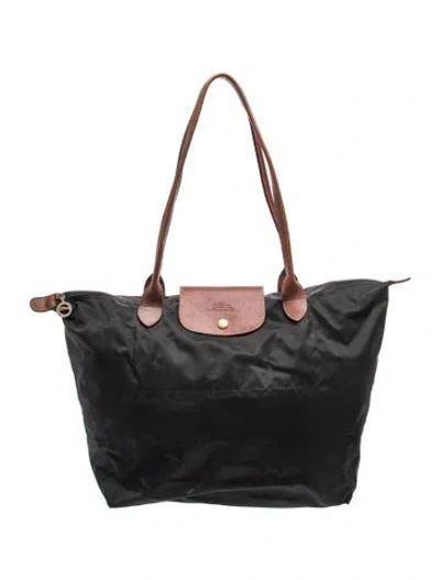 Pre-owned Longchamp Nylon Tote In Black
