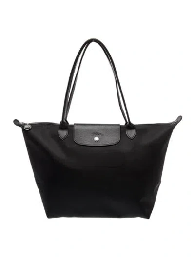 Pre-owned Longchamp Nylon Tote In Black