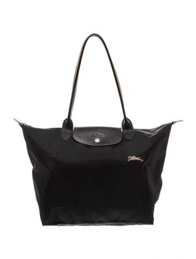 Pre-owned Longchamp Nylon Tote In Black