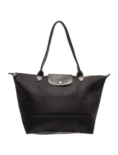 Pre-owned Longchamp Nylon Tote In Black