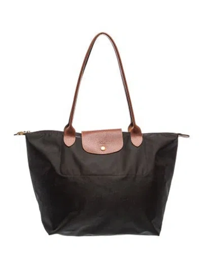 Pre-owned Longchamp Nylon Tote In Black