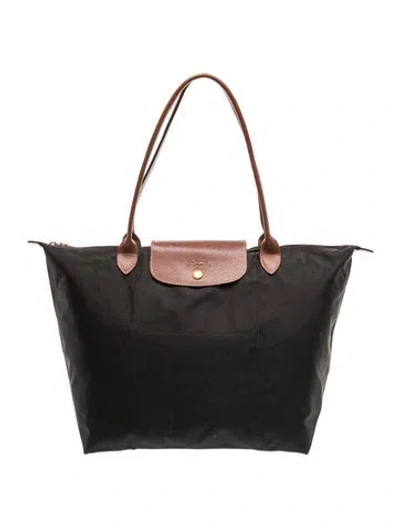 Pre-owned Longchamp Nylon Tote In Black