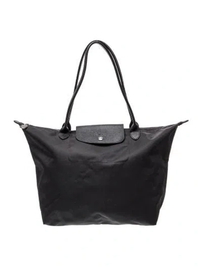 Pre-owned Longchamp Nylon Tote In Black