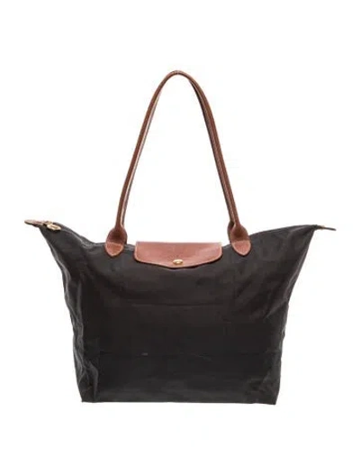 Pre-owned Longchamp Nylon Tote In Black