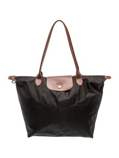 Pre-owned Longchamp Nylon Tote In Black