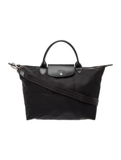Pre-owned Longchamp Nylon Tote In Black