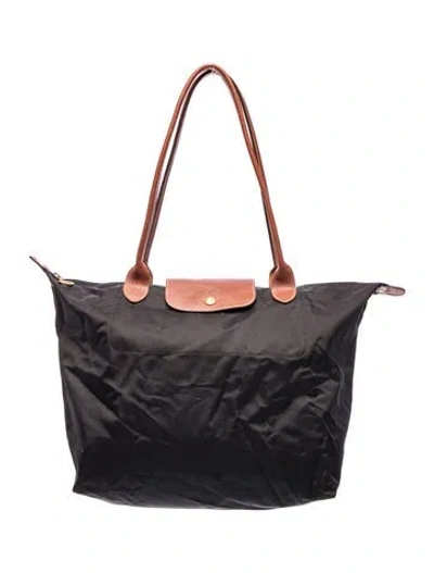 Pre-owned Longchamp Nylon Tote In Black