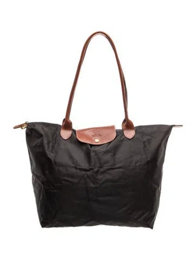 Pre-owned Longchamp Nylon Tote In Black