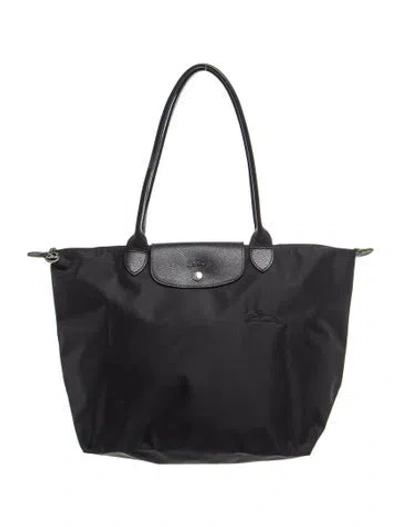 Pre-owned Longchamp Nylon Tote In Black