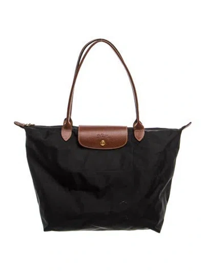 Pre-owned Longchamp Nylon Tote In Black