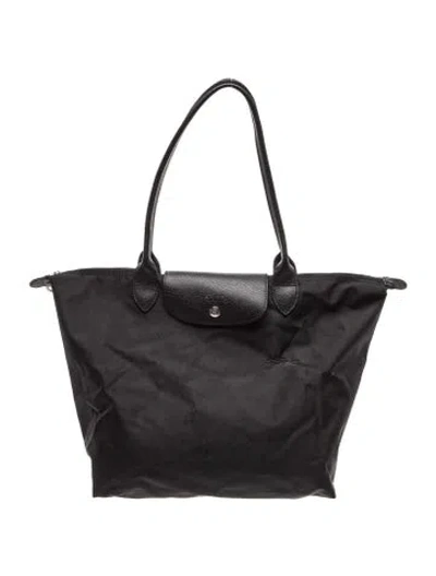 Pre-owned Longchamp Nylon Tote In Black