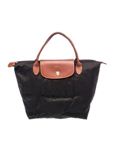 Pre-owned Longchamp Nylon Tote In Black