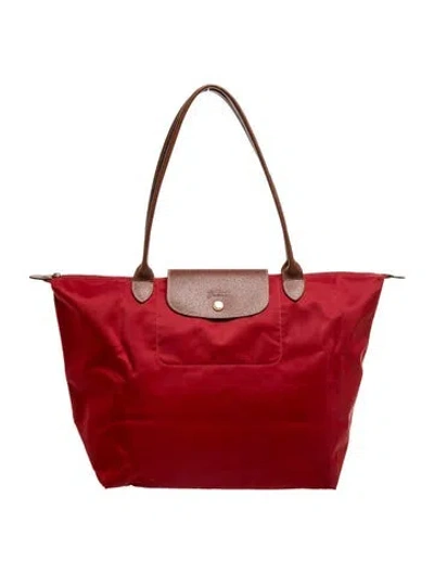 Pre-owned Longchamp Nylon Tote In Burgundy