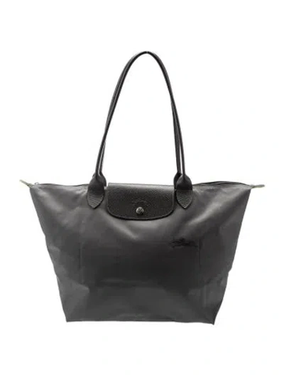 Pre-owned Longchamp Nylon Tote In Gray