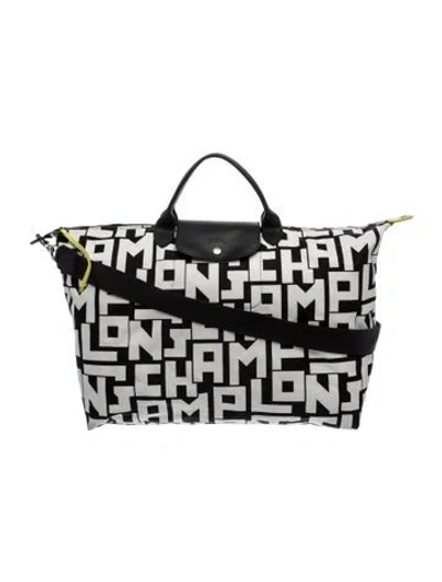 Pre-owned Longchamp Nylon Tote In Multi
