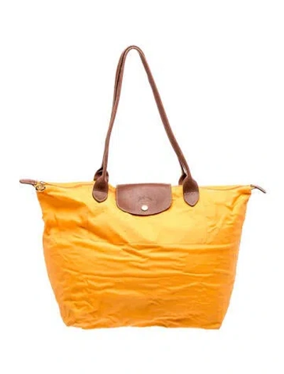 Pre-owned Longchamp Nylon Tote In Orange