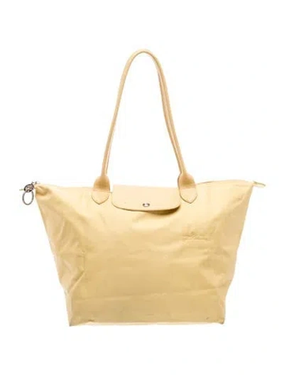 Pre-owned Longchamp Nylon Tote In Yellow