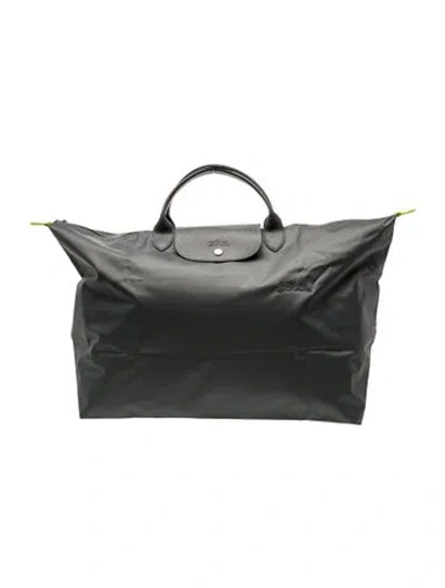Pre-owned Longchamp Nylon Weekender Bag In Black