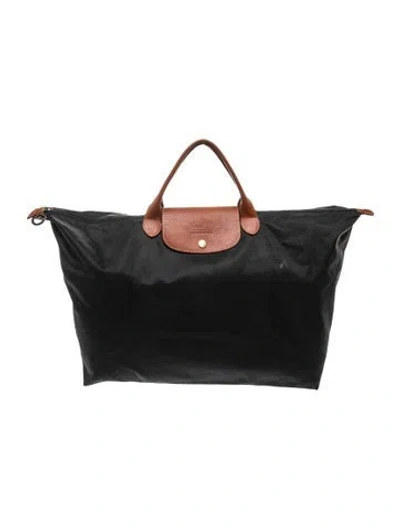 Pre-owned Longchamp Nylon Weekender Bag In Black