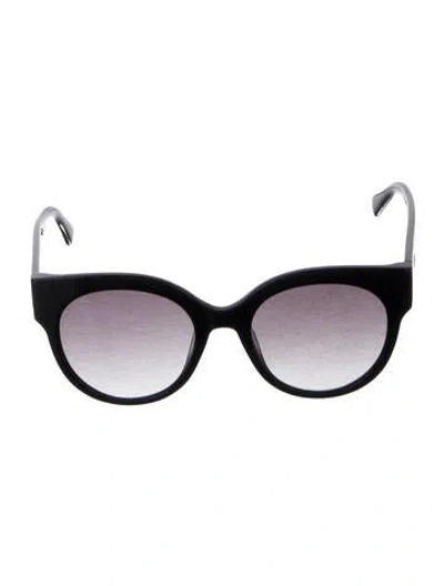 Pre-owned Longchamp Oversize Tinted Sunglasses In Black