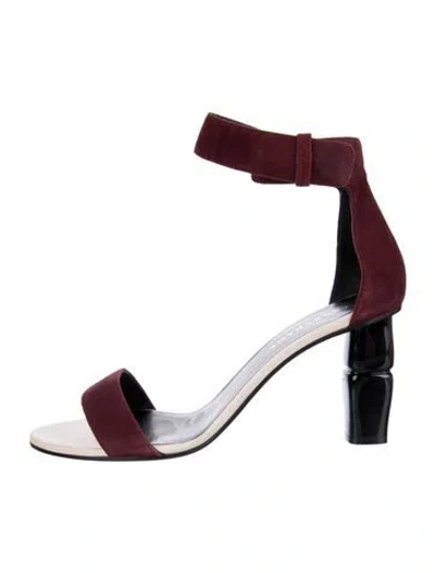 Pre-owned Longchamp Suede Sandals In Burgundy