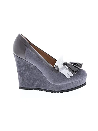 Pre-owned Longchamp Wedges In Gray