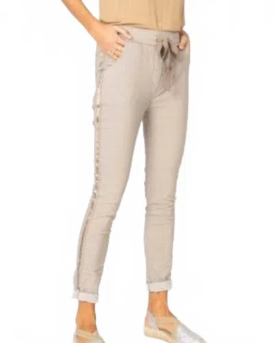 Look Mode Usa Plain Jegging W/ Ribbon Side Hot Wash In Beige In Gray