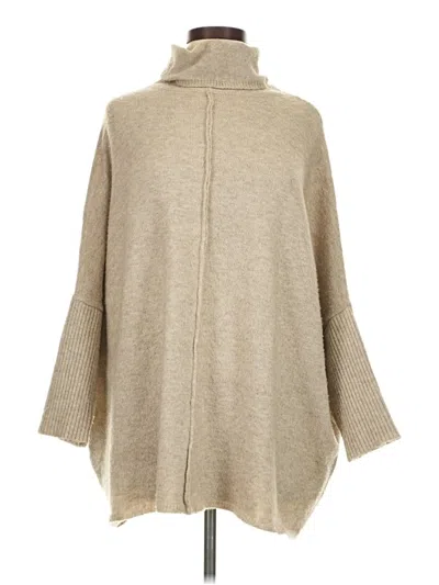 Pre-owned Look Poncho In Tan