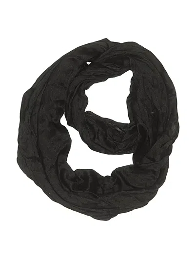 Pre-owned Look Scarf In Black