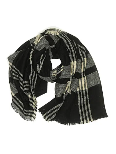 Pre-owned Look Scarf In Black