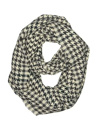 Pre-owned Look Scarf In Green