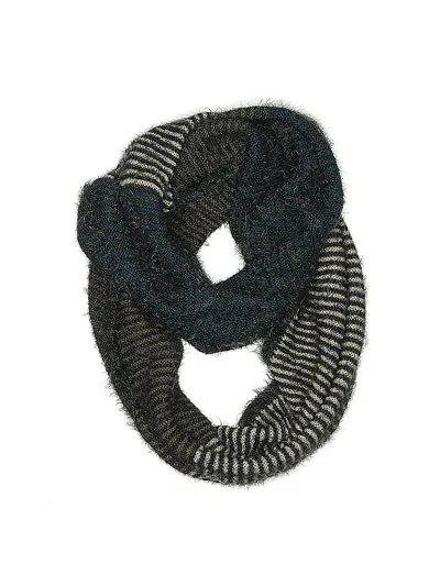 Pre-owned Look Scarf In Green